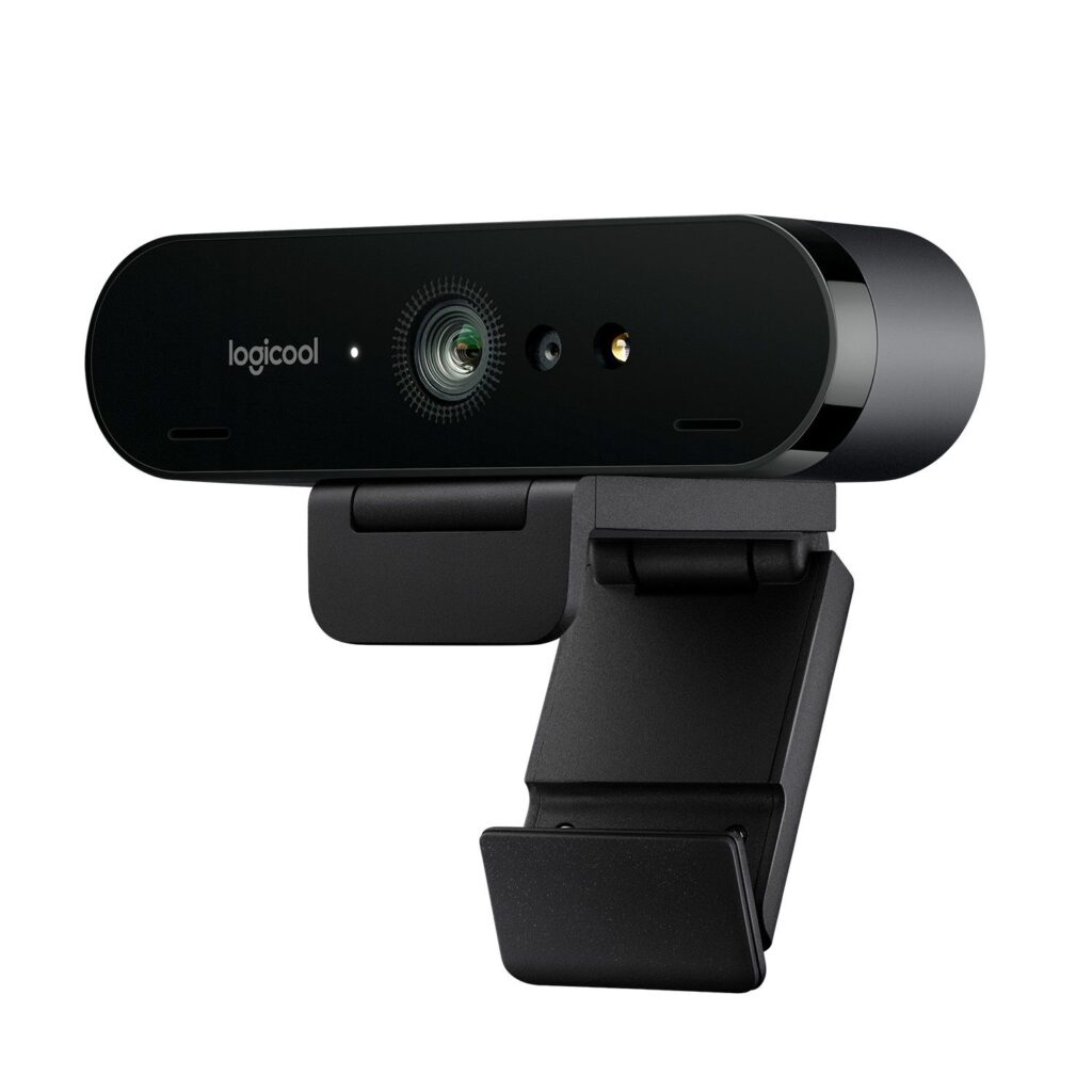 Come crescere velocemente sui social con la Logitech Brio Stream Webcam